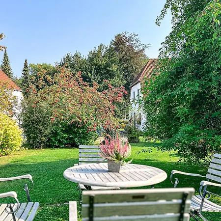 Appartement Gaestehaus Karstadt 03 - Apfelstuebchen